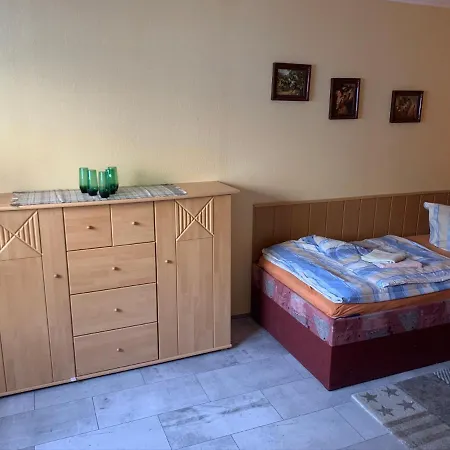 Lehmann Guest house *